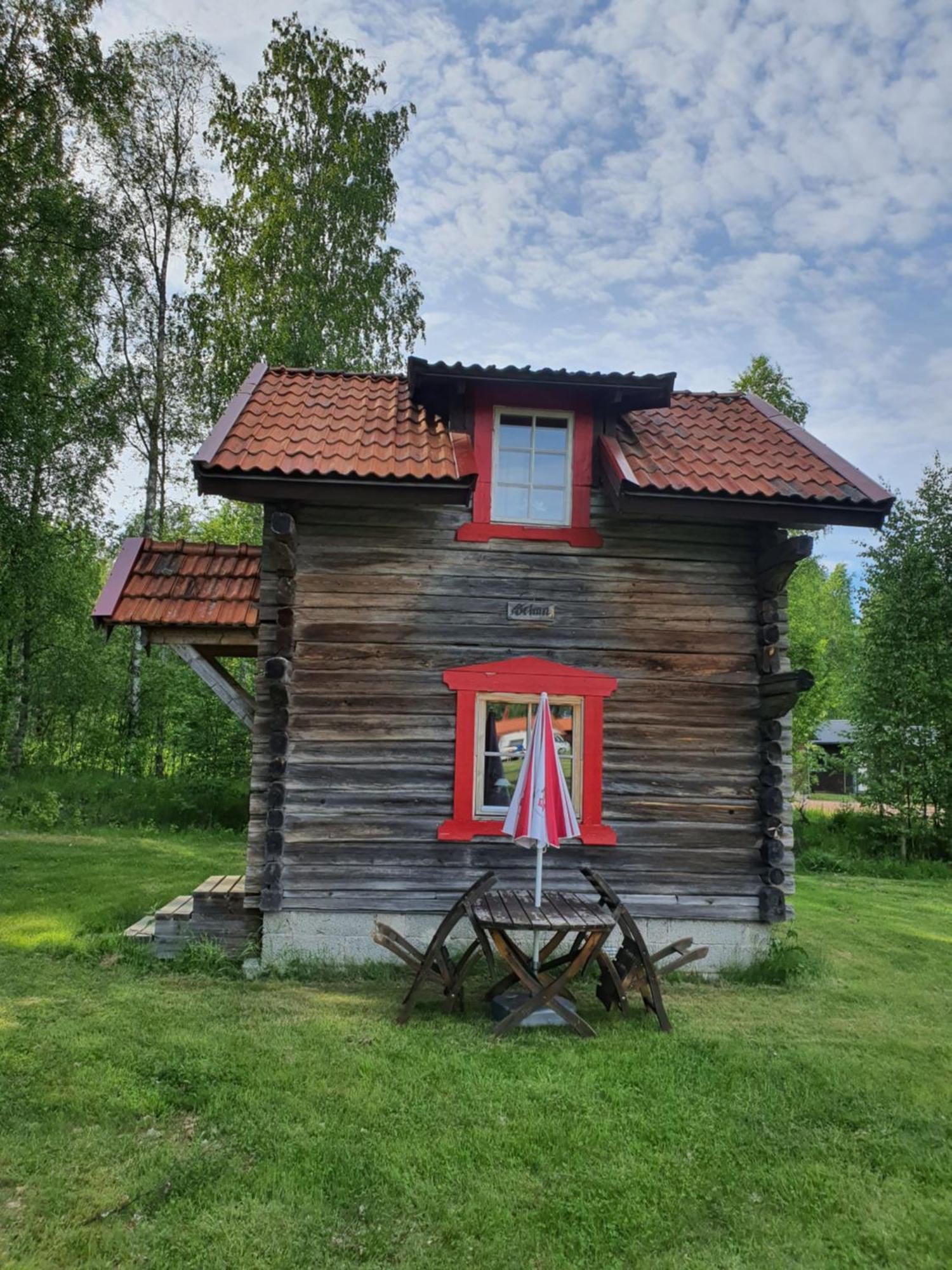 Mora Life, Amasaengsgarden Hotel Buitenkant foto